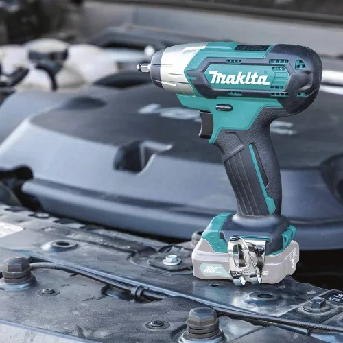 Vista 7 de Makita WT04Z 12V Max CXT Llave de impacto de 1/4 pulgadas, solo herramienta