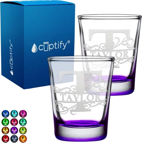Vista 81 de Inicial y nombre de cristal de chupito personalizado, 2 onzas, parte inferior negra grabada con texto personalizado para regalos, bodas, cumpleaños