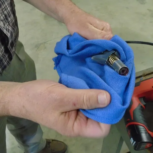Vista 5 de Blue New Huck Towels (8 libras) de tela de grado industrial, limpieza multiusos, manchas para mecánicos de automóviles, limpieza, hogar y comercial