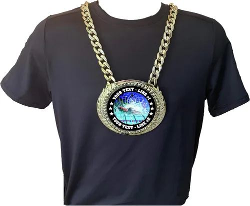 Vista 3 de Trofeo de cadena de campeón de natación personalizado con 2 líneas de texto personalizado en una gran medalla de premio de plástico rígido y cadena