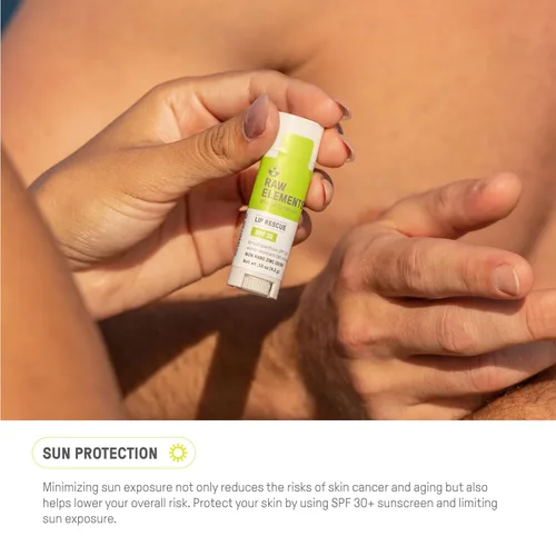 Vista 8 de Raw Elements Bálsamo labial orgánico para exteriores con protección solar SPF 30, protección UVA-UVB, apto para arrecifes, sin nano zinc, resistente