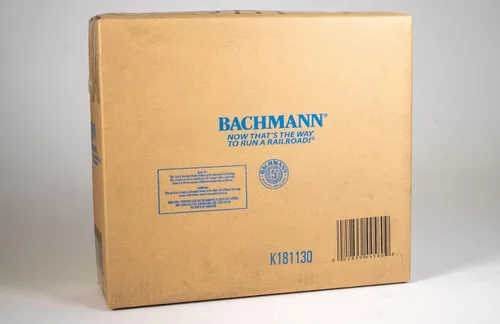 Vista 4 de Bachmann Trenes - PISTA A PRESENTACIÓN E-Z RADIUS CURVA 18" - A GRANEL (50 pcs) - Riel Níquel Plata con Roadbed Gris - Escala HO
