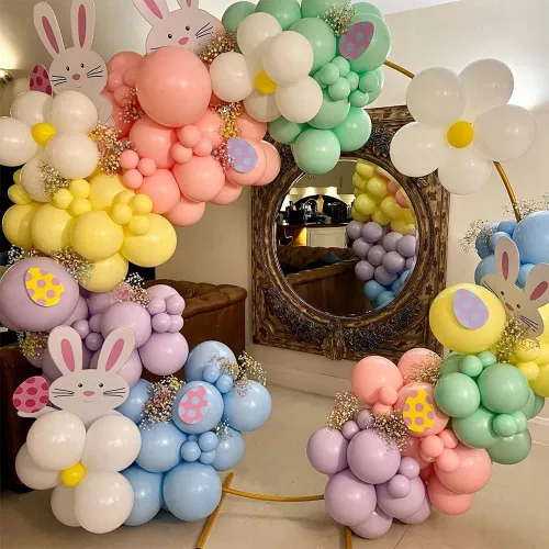 Vista 6 de Kit de arco de guirnalda de globos de Pascua, 153 globos rosa, amarillo y blanco con globo de Mylar de conejo, globo de margarita blanca