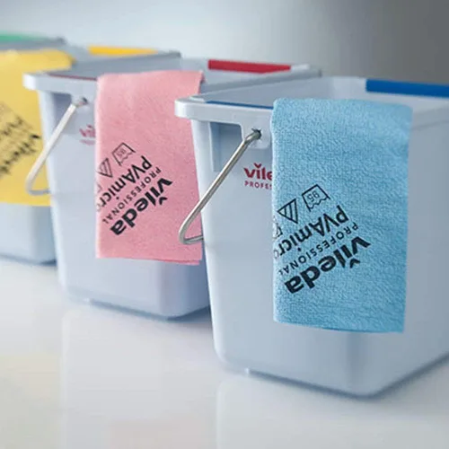 Vista 5 de Vileda Profesional Paño de microfibra PVA rojo Champú de limpieza multiusos Toalla de gamuza sintética Materiales suaves y absorbentes