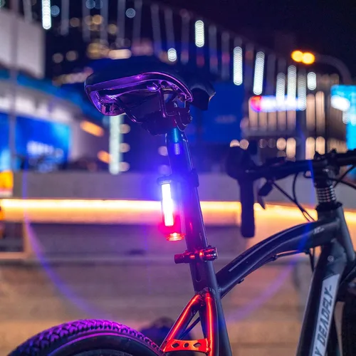 Vista 6 de Luz trasera de bicicleta, luz LED de seguridad recargable por USB para bicicleta, luz trasera de ciclismo ultra brillante impermeable, 7 modos