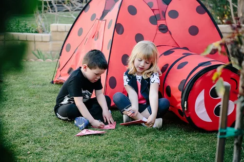 Vista 9 de Pacific Play Tents Combo de tienda de campaña y túnel de gateo para niños para diversión en interiores y exteriores
