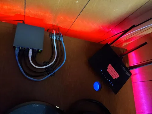 Vista 9 de O'Hill paquete de 30 ataduras para cables para computadora, electrodomésticos y dispositivos electrónicos con organizador de cables de escritorio