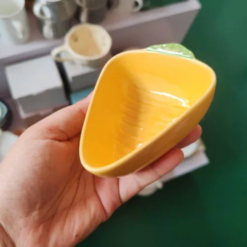 Vista 3 de luzen 2 cuencos creativos de zanahoria, cuencos de cerámica para salsa de soja, platos de frutas pequeñas, postre aperitivo, cuencos para servir