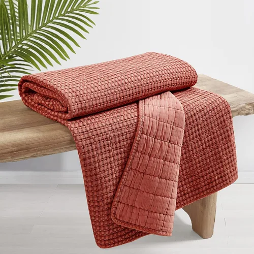 Vista 2 de Levtex Home - Colección Mills Waffle - Manta - Waffle de algodón Adobe - Tamaño de la manta 50 x 60 pulgadas.