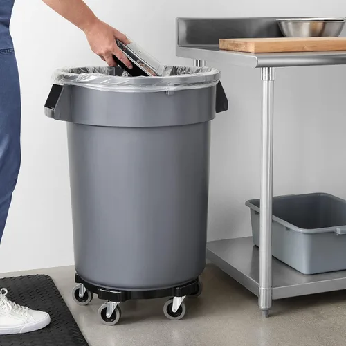 Vista 7 de Amazon Basics Carro rodante resistente para adaptarse a contenedores redondos de 32, 44 y 55 galones, para oficinas, restaurantes, entornos