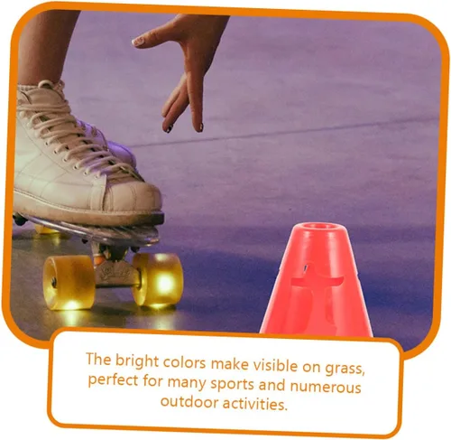 Vista 7 de GALPADA 20Pcs Small High Sports Training Cones for Soccer and Roller Skating Agility Drills Portable Markers for School Practice and Speed Control