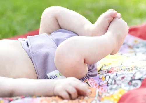 Vista 5 de GroVia BioSoaker - Almohadilla desechable para pañales de tela - para padres naturales - Insertos adhesivos seguros de un tamaño ecológico - 50