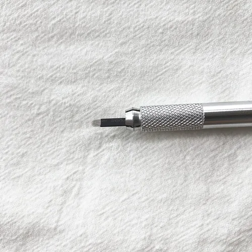 Vista 6 de U16 50 agujas de microblading desechables con 0.007 in de diámetro, suministros de maquillaje permanente, cejas manuales, 16 pines, hojas