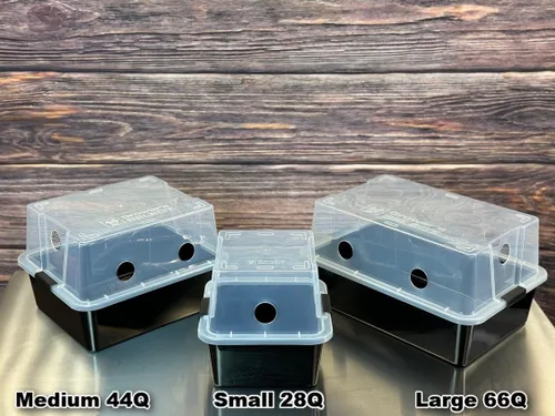 Vista 2 de Grower's Select 28Q Cube - Cámaras de fructificación monotub de hongos con discos de filtro y forros (paquete de 2)