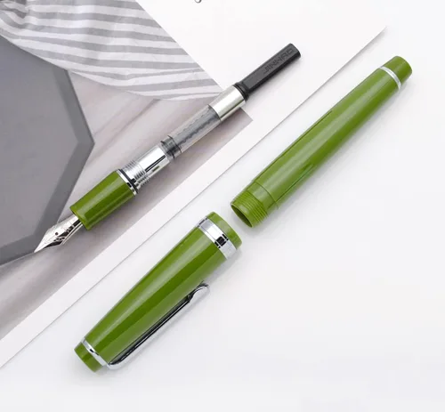 Vista 3 de JINHAO 82 - Pluma estilográfica con clip plateado (punta F 0.020 in, verde aguacate)