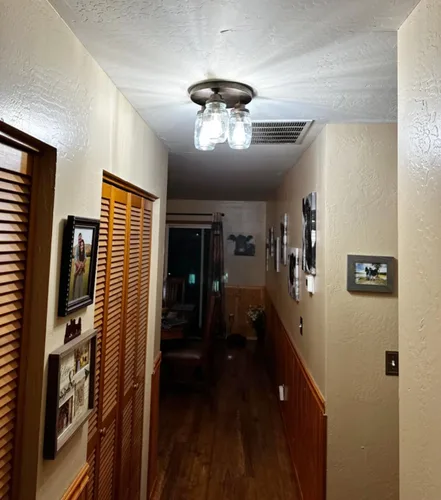 Vista 7 de CLAXY Mason Jar - Lámpara de techo con 3 luces de cristal estilo casa de campo, montaje empotrado sobre fregadero de cocina, dormitorio, comedor