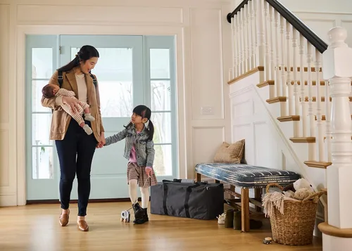 Vista 7 de UPPAbaby Bolsa de viaje para el corral Remi – Se adapta a corral, colchón, moisés y sábanas, asas de fácil transporte + diseño duradero