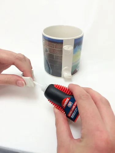 Vista 7 de Loctite Super Glue Ultra Liquid Control, 0.14 fl oz, 1, Botella