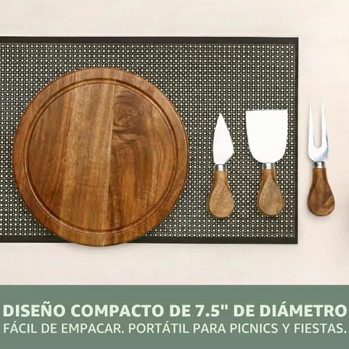 Vista 4 de TOSCANA - un set de tabla de queso de brie de madera de acacia y cuchillo de la marca Picnic Time - Set de tabla de embutidos - Tabla de cortar