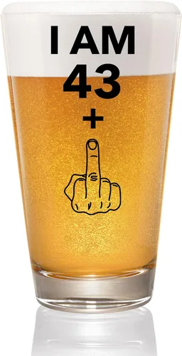 Vaso de cerveza con texto en inglés "Happy Birthday" "I Am 43 Plus 1 vaso de cerveza de 16 onzas, divertido vaso de cerveza de dedo medio para