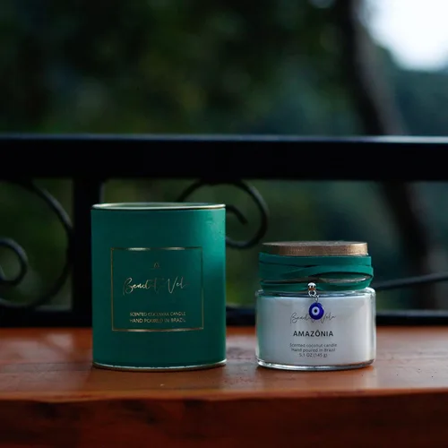 Vista 4 de Bendita Vela Amazônia perfumada Vela de cera de coco para una combustión limpia Peso neto 5 onzas Verter a mano