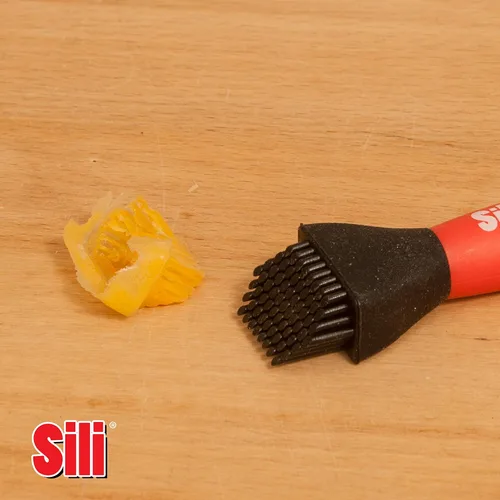 Vista 4 de Sili -Cepillo - Cepillo de silicona (punta de 1 pulgada) pegamento se seca y despega. Ideal para trabajos de madera, artes, manualidades, alrededor
