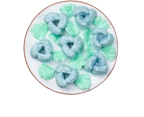 Vista 27 de Restaurantware Pastry Tek - Juego de puntas de tubería rusas de 17 piezas duraderas para decoración de tartas, 6 puntas de tubería, 10 bolsas