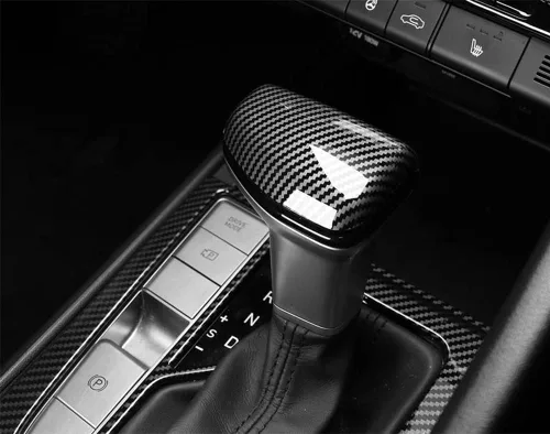 Vista 4 de Pomo de palanca de cambios de fibra de carbono ABS para auto, cubierta, moldura, protector adhesivo compatible con Hyundai Elantra 2021-2025 CN7