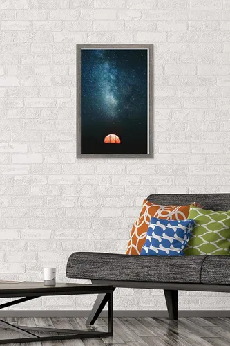 Vista 2 de Trends International Póster de pared Under The Stars, 14.725 x 22.375 pulgadas, versión enmarcada de madera de granero