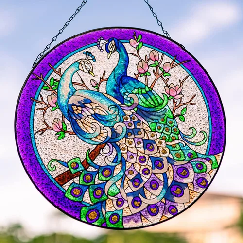 Colgantes de ventana de cristal de pavo real de 11.8 pulgadas, decoración artística de pared de pavo real, panel atrapasoles con cadena (morado)