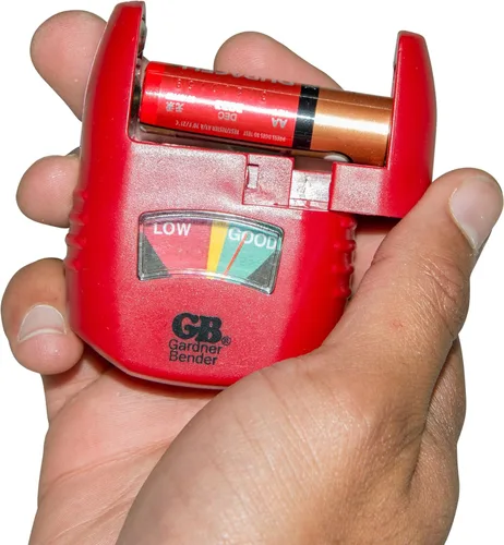 Vista 3 de Gardner Bender GBT-3502 Comprobador de baterías analógicas domésticas, brazo extensible, indicador de fácil lectura, pruebas pilas AA AAA C D 9V