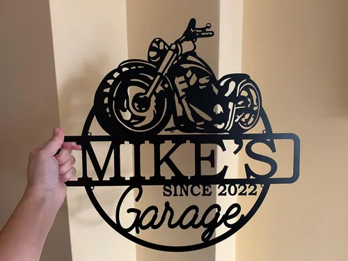 Vista 3 de Personalized Motorcycle Garage Sign, Custom Metal Name Sign, Handmade Motor Bike Hanging Plaque Metal Wall Art, Man Cave Decor, Gift for Biker