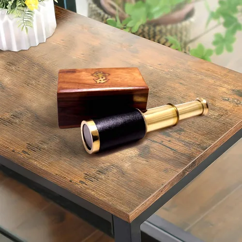 Vista 6 de Benzara Pequeño telescopio de latón con caja de madera extraíble, dorado y marrón