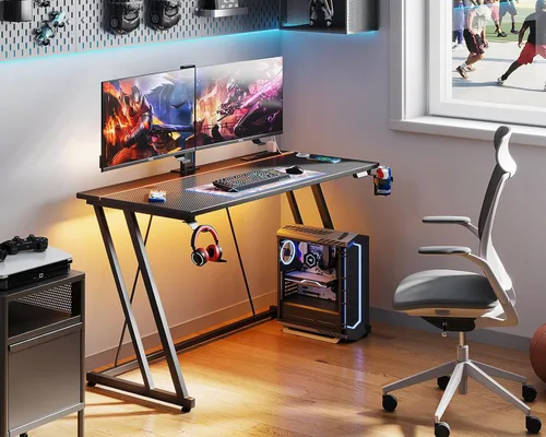 Vista 7 de MOTPK Escritorio pequeño para juegos de 47 pulgadas con luz LED y tomas de corriente, escritorio de computadora para espacios pequeños, mesa