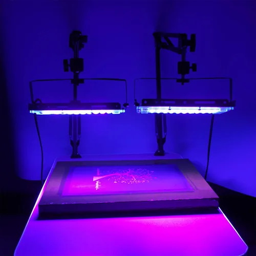 Vista 2 de Dorhui Pack de 2 Luces UV para Serigrafía, Total 50W Luz de Exposición UV LED para Serigrafía y Soporte de Luz para Kit de Cianotipos y Emulsión