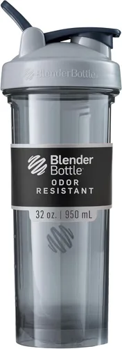 Vista 18 de Botella mezcladora serie Pro de BlenderBottle para batidos de proteínas y bebidas de preentrenamiento, 24 onzas, color negro
