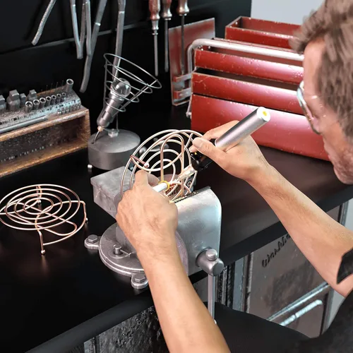 Vista 9 de LEXIVON Kit multiusos de soldador de butano Juego de 7 puntas de llama ajustable inalámbrico de encendido automático Grado Profesional