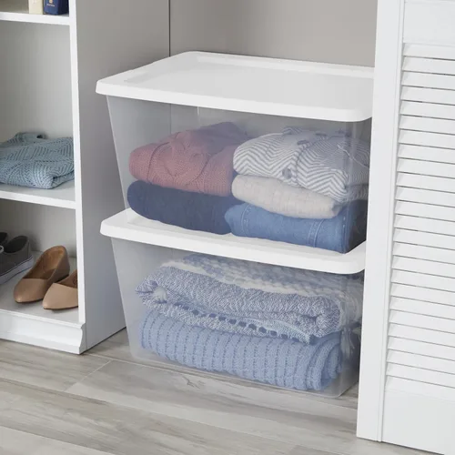 Vista 2 de Paquete de 2 contenedores de almacenamiento transparentes de 58 cuartos de galón con tapas blancas a presión, recipientes de plástico apilables