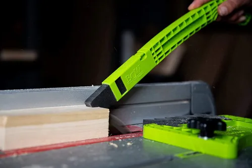 Vista 3 de BOW Products PushPRO PP1 - Bastón de empuje para sierras de mesa - Bloque de empuje con punta de EVA que reduce las vibraciones y mejora el agarre