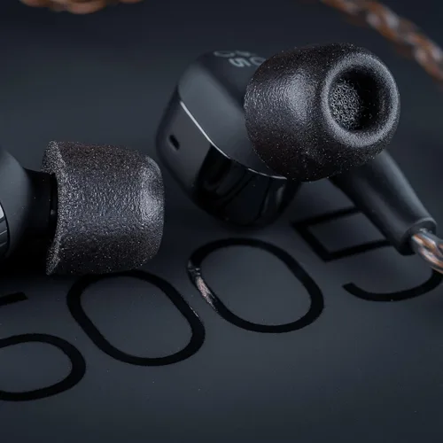 Vista 5 de Comply 500 Core Series Puntas de repuesto de espuma viscoelástica para IEM de Comply para KZ, Moondrop, FiiO Sennheiser y más Aislamiento