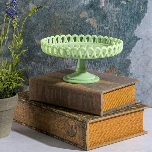 Vista 3 de Martha Stewart Highbrook 8.5" Handmade Jadeite Glass Cake Stand Verde (8.5")