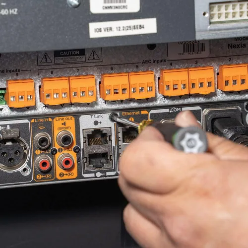 Vista 8 de Klein Tools 85616 Juego de destornilladores Torx de precisión, destornilladores de seguridad TORX a prueba de manipulaciones, ideal