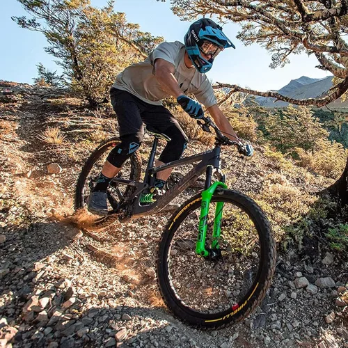 Vista 5 de T3 Nylon MTB Pedals 9/16" Axle – Durable, Lightweight Platform Pedals with Anti-Slip Pins, Ideal for Mountain Biking and BMX