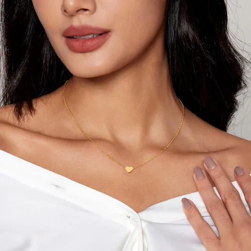 Vista 4 de Zeffy Lindo collar de corazón chapado en oro de 18 quilates con colgante de corazón pequeño, collar de cadena de corazón abierto de oro pequeño