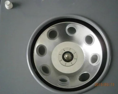 Vista 2 de cgoldenwall de baja velocidad computadora centrifugadora eléctrica Ensayo Medical 8 × 20 ml KA-1000