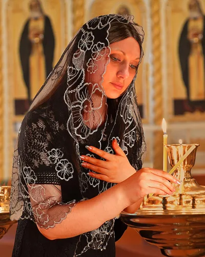 Vista 5 de Bozidol Chapel Veils Catholic Mass Mantilla - Virgen y Niño Bordado Encaje Triángulo Cubiertas de Cabeza Velo Floral Iglesia
