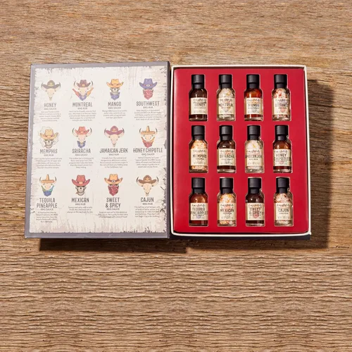Vista 2 de Thoughtfully Gourmet, Set de Regalo de Salsas y Rubs para Barbacoa con Tema del Salvaje Oeste, Incluye Miel, Montreal Rub y Más, Set de 12