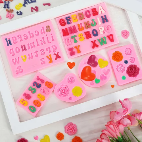 Vista 3 de MUYIYAMEI Molde de silicona con letras del alfabeto, moldes de números en forma de corazón de rosa, molde para pasteles para hornear gomitas