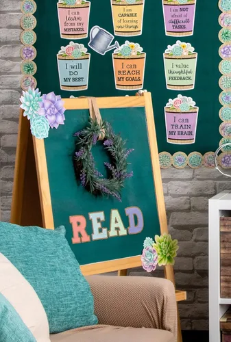 Vista 2 de Teacher Created Resources Acentos de suculentas de flores rústicas, varios tamaños (TCR8590)