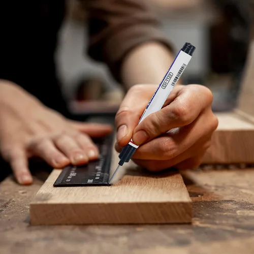 Vista 5 de 5 piezas de marcadores de agujeros profundos de cabeza larga - 20 mm de alcance profundo, impermeables, permanentes, marcadores de metal (rojo)